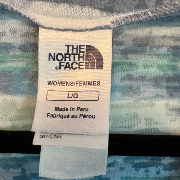 The North Face Blue Striped V-Neck Tee Women’s Large Outdoor T-Shirt - Picture 2 of 5